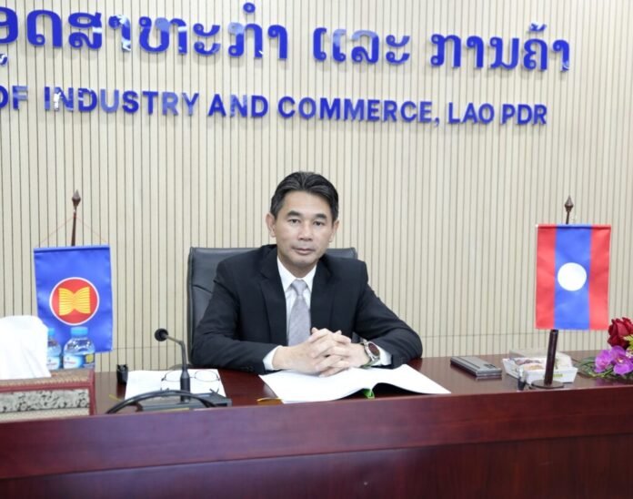 ລາວ ປະກາດ 4 ນະໂຍບາຍ ຮັບມືກັບສະຖານະການນໍ້າມັນເຊື້ອໄຟ ຕໍ່ກອງປະຊຸມພິເສດລັດຖະມົນຕີພະລັງງານອາຊຽນ Special AMEM. ລາວ ປະກາດ 4 ນະໂຍບາຍ ຮັບມືກັບສະຖານະການນໍ້າມັນເຊື້ອໄຟ ຕໍ່ກອງປະຊຸມພິເສດລັດຖະມົນຕີພະລັງງານອາຊຽນ Special AMEM.